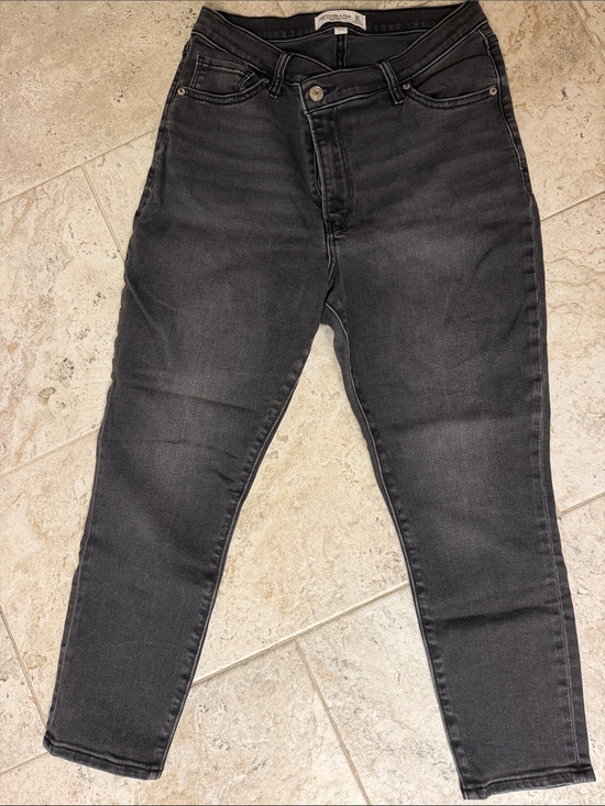 Abercrombie & Fitch Denim - Abercrombie & Fitch Women's Charcoal Black Skinny Jeans